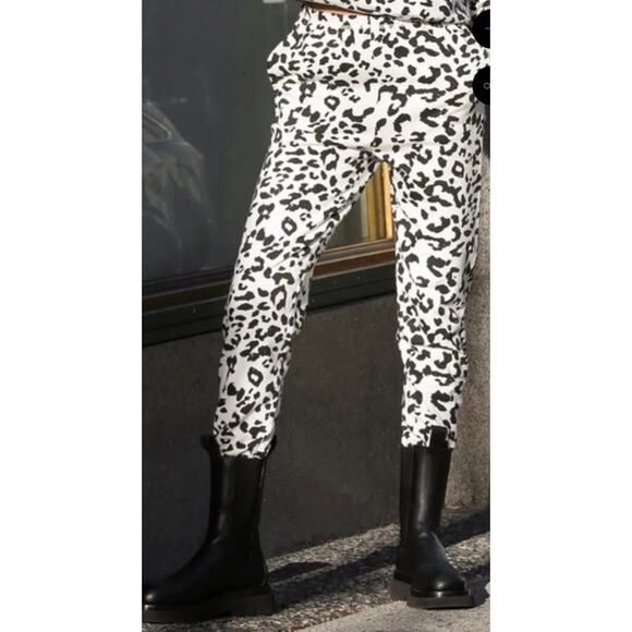Brunette The Label Snow Leopard Joggers L/XL 100% Cotton Best Friend Sweatpants - Picture 2 of 10